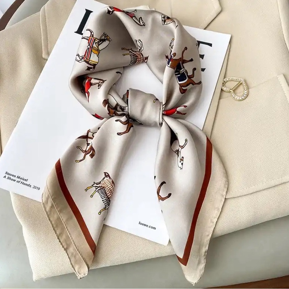 🐎 Horse Print Square Scarf Women Small Neckerchief Hair Hand Wrist Foualrd 🐎